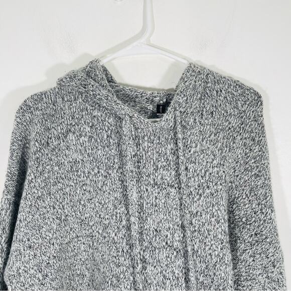 ONZIE Gray Black Varsity Striped Blouson Sleeve Chunky Knit Hoodie Sweater OS - Picture 3 of 14